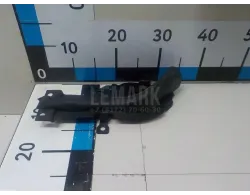 Уплотнитель капота