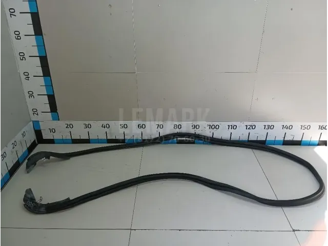 Уплотнитель багажника для  Chrysler Sebring/Dodge Stratus 2001-2007