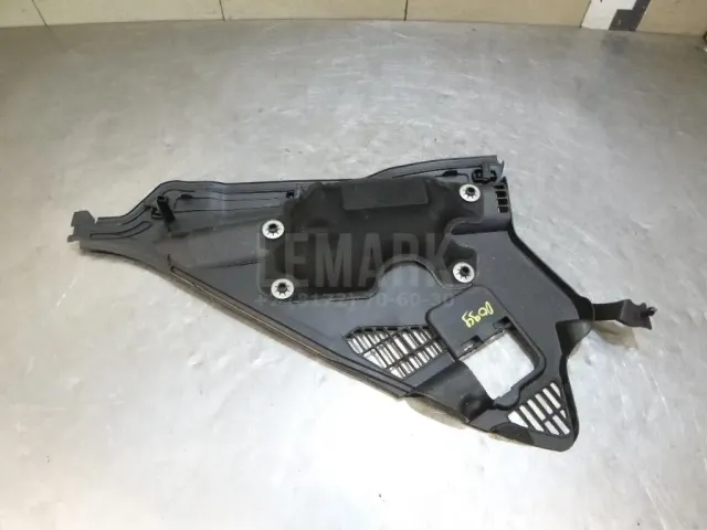 Решетка стеклооч. (планка под лобовое стекло) для  Ford Fiesta 2001-2008