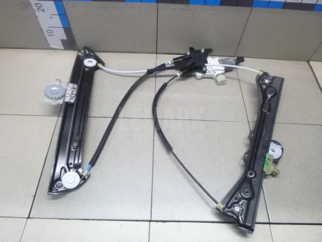 Стеклоподъемник электр. передний левый для  Ford Kuga 2008-2012
