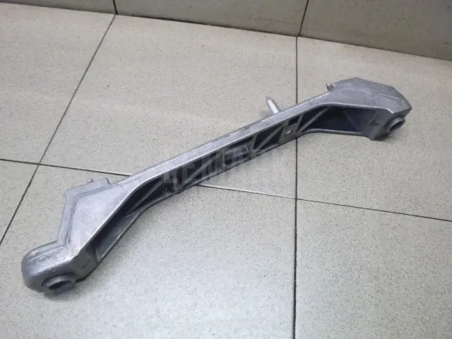 Кронштейн (сопут. товар) для  BMW 4-serie F32/F33/F82 2012-2020