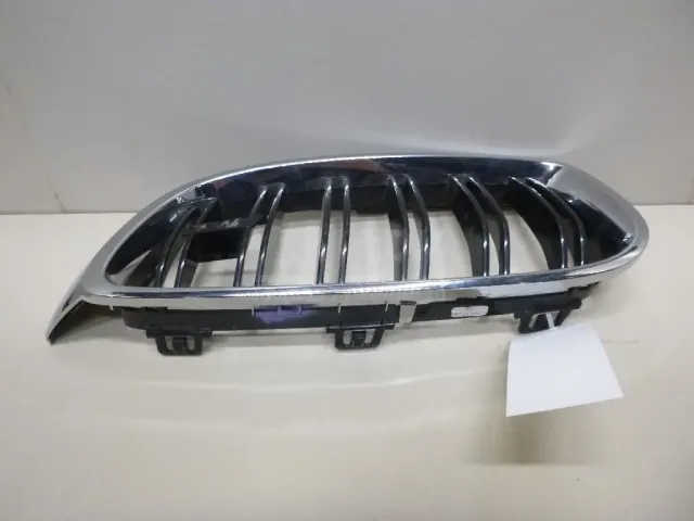 Решетка радиатора левая для  BMW 4-serie F32/F33/F82 2012-2020