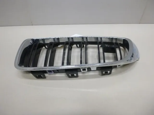 Решетка радиатора левая для  BMW 4-serie F32/F33/F82 2012-2020