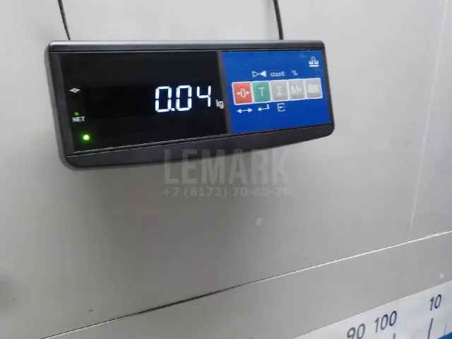 Отражатель в бампер задний левый