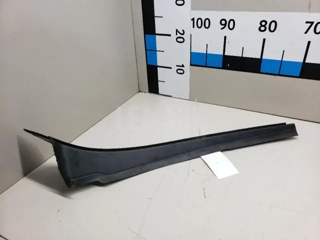 Уплотнитель (наружный) для  BMW 4-serie F32/F33/F82 2012-2020