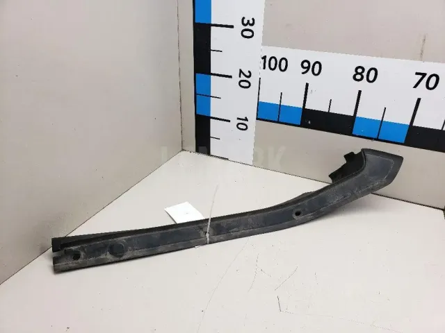 Уплотнитель (наружный) для  BMW 4-serie F32/F33/F82 2012-2020