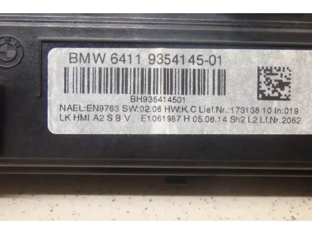 Блок управления климатической установкой для  BMW X3 E83 2004-2010