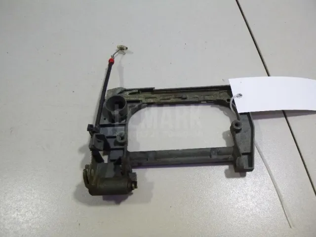 Кронштейн ручки для  Chrysler Sebring/Dodge Stratus 2001-2007
