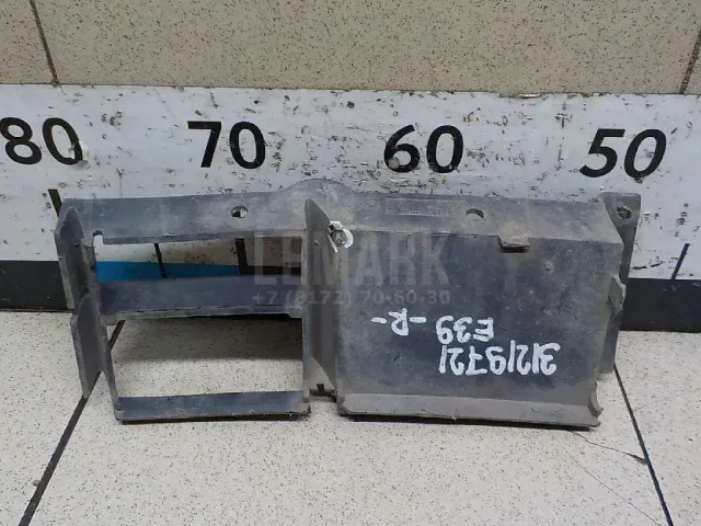 Решетка в бампер правая для  ERF EC10 1995-2004