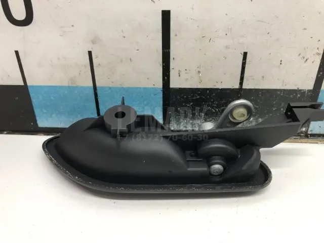 Ручка двери внутренняя левая для  Chrysler Sebring/Dodge Stratus 2001-2007