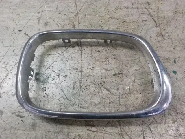 Рамка решетки радиатора