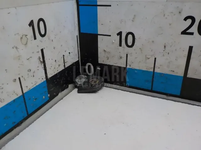 Отбойник двери