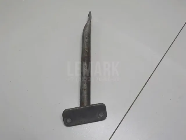 Кронштейн двигателя правый