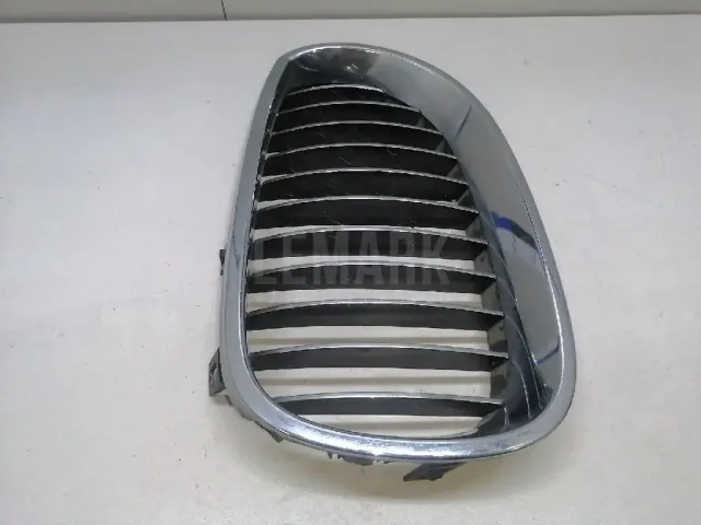 Решетка радиатора левая для  Ford S-MAX 2006-2015