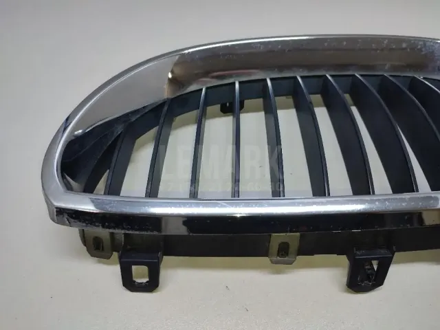 Решетка радиатора левая для  Ford S-MAX 2006-2015