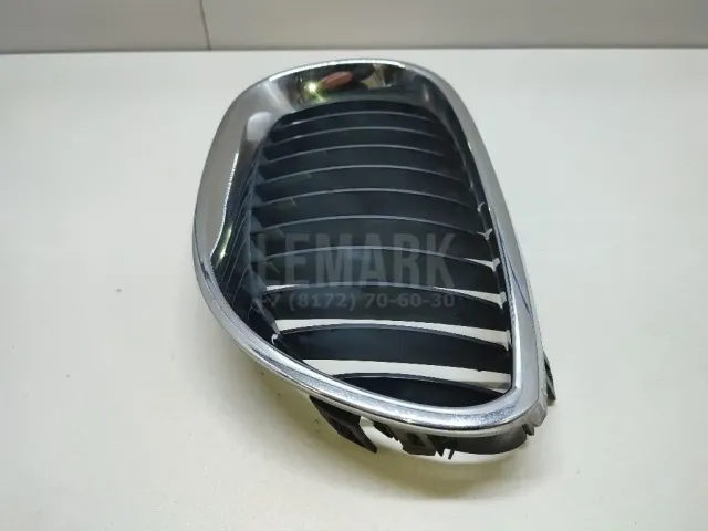 Решетка радиатора левая для  Ford S-MAX 2006-2015
