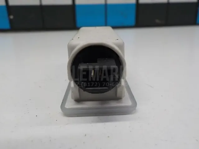 Плафон салонный для  Ford B-MAX 2012-2018