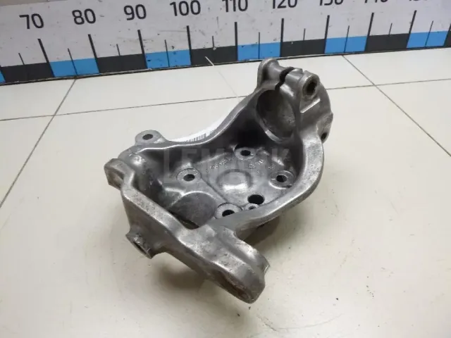 Кулак поворотный передний левый для  DAF 85 1992-1998