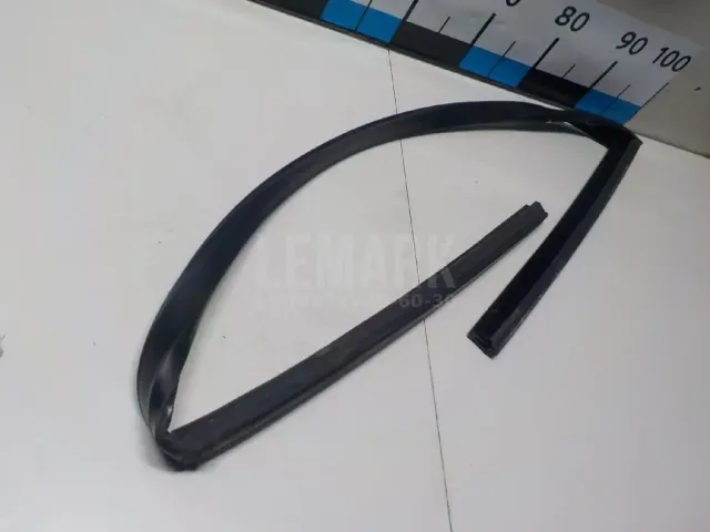 Уплотнитель стекла двери для  Avatr