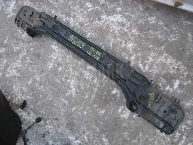 Наполнитель заднего бампера для  Citroen C5 2004-2008