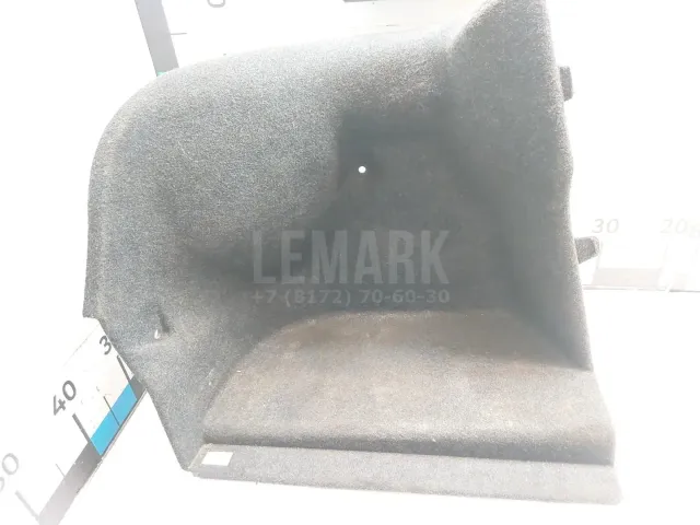 Обшивка багажника для  CASE SV300 2012