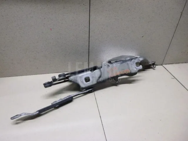 Петля капота левая для  BMW X6 F16/F86 2014-2020