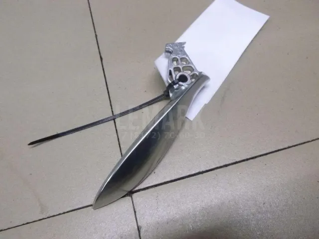 Ручка двери внутренняя левая