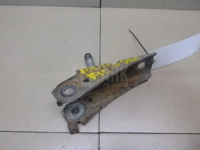 Кронштейн задней балки для  HOWO