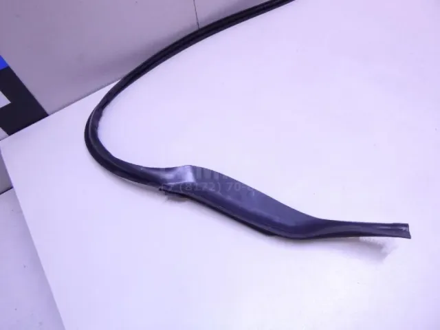 Уплотнитель двери для  Ford C-MAX 2003-2010
