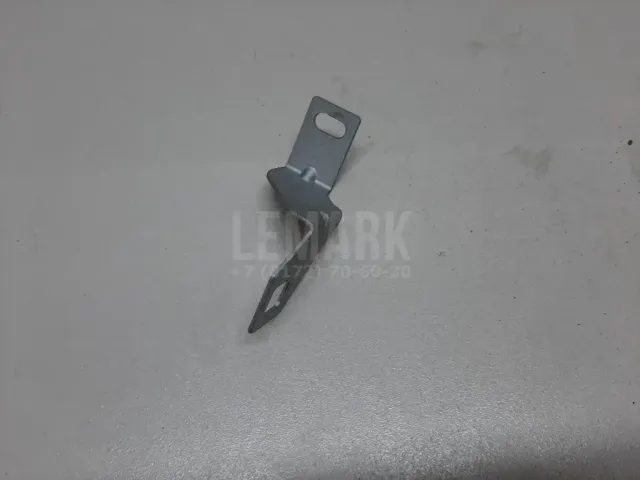 Кронштейн переднего бампера левый для  Ford C-MAX 2003-2010