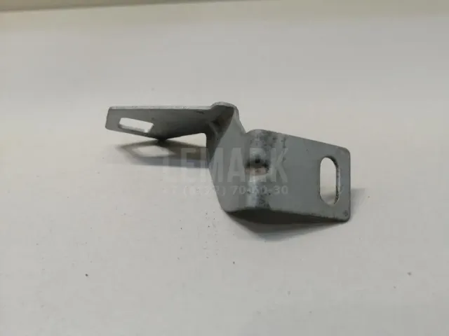 Кронштейн переднего бампера левый для  Chery Amulet (A15) 2006-2012