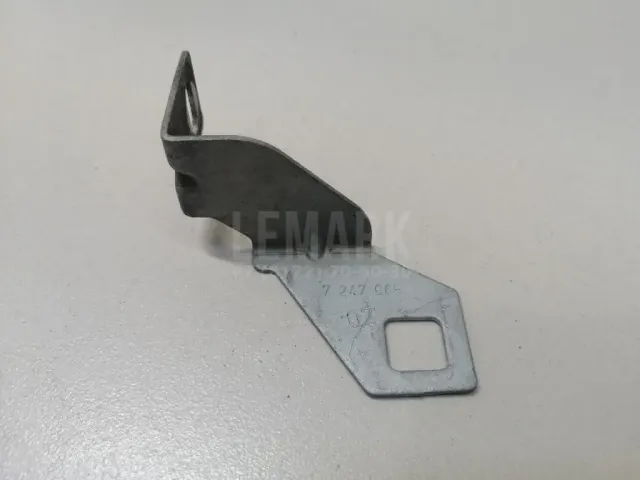 Кронштейн переднего бампера левый для  Chery Amulet (A15) 2006-2012