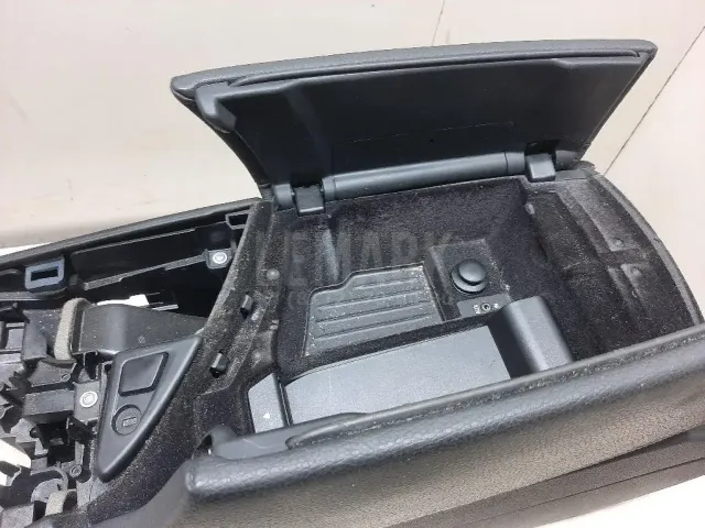 Консоль для  Ford Mondeo III 2000-2007
