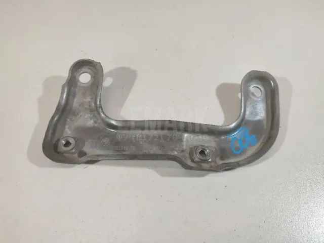Кронштейн глушителя для  BMW 3-serie F30/F31/F80 2011-2020