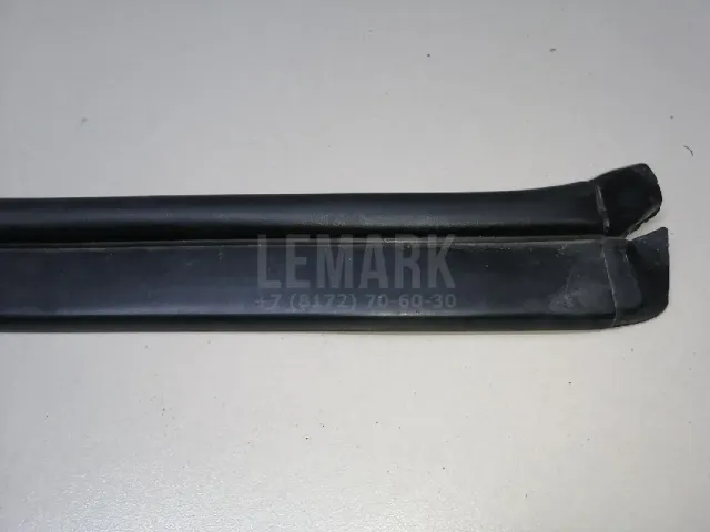 Уплотнитель капота для  Chery M11 (A3/Boo) 2010-2015