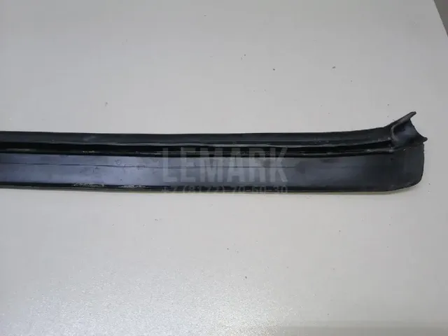 Уплотнитель капота для  Chery M11 (A3/Boo) 2010-2015