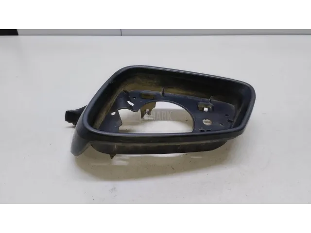 Рамка зеркала левого для  BMW 5-serie G30/G31/F90 2017-2023