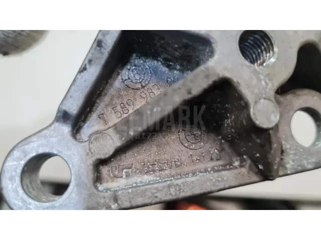 Кронштейн ролика-натяжителя руч. ремня для  Ford C-MAX 2003-2010