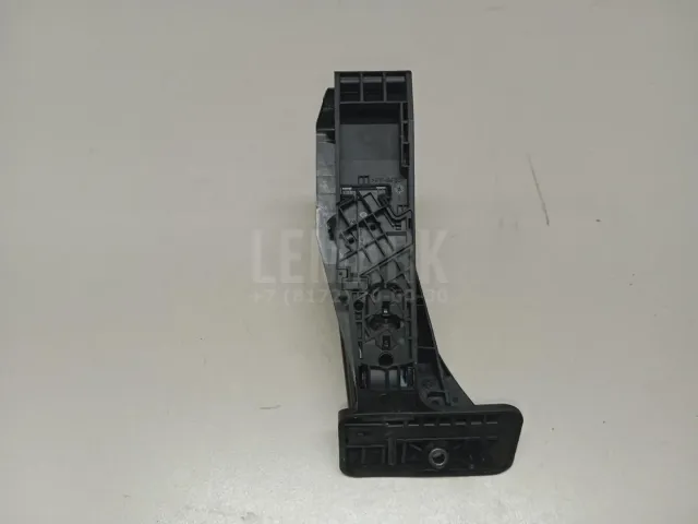 Педаль газа для  BMW 3-serie E92/E93 2006-2012