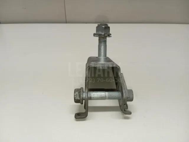 Кронштейн задней балки для  Ford Ranger 2006-2012
