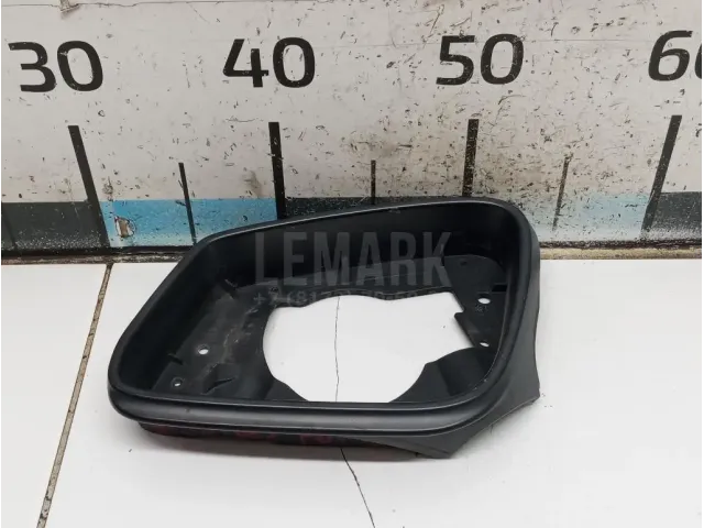 Рамка зеркала левого для  BMW 5-serie G30/G31/F90 2017-2023
