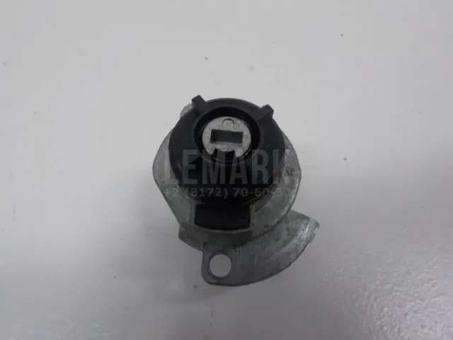 Вставка замка двери лев. для  Audi A4 [B6] 2000-2004