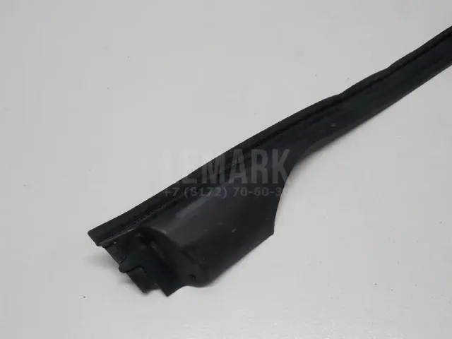 Уплотнитель двери для  Ford C-MAX 2003-2010