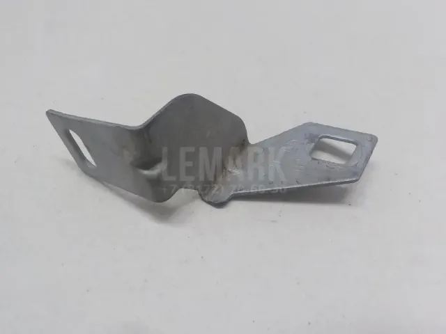Кронштейн переднего бампера левый для  Great Wall Hover M2 2010-2014
