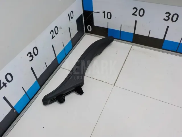 Ручка двери внутренняя левая