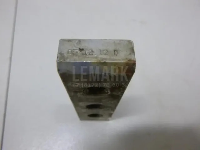 Соединитель металлический