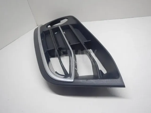 Решетка в бампер левая для  Citroen C3 2002-2009