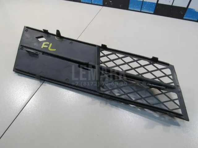 Решетка в бампер левая для  BMW 7-serie G11/G12 2015-2022