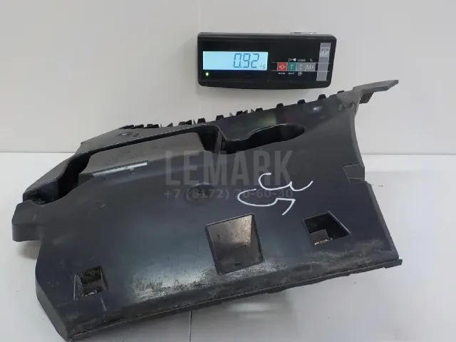 Кронштейн заднего бампера правый для  Citroen C2 2003-2008