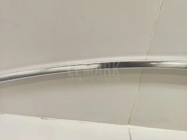 Накладка стекла заднего левого